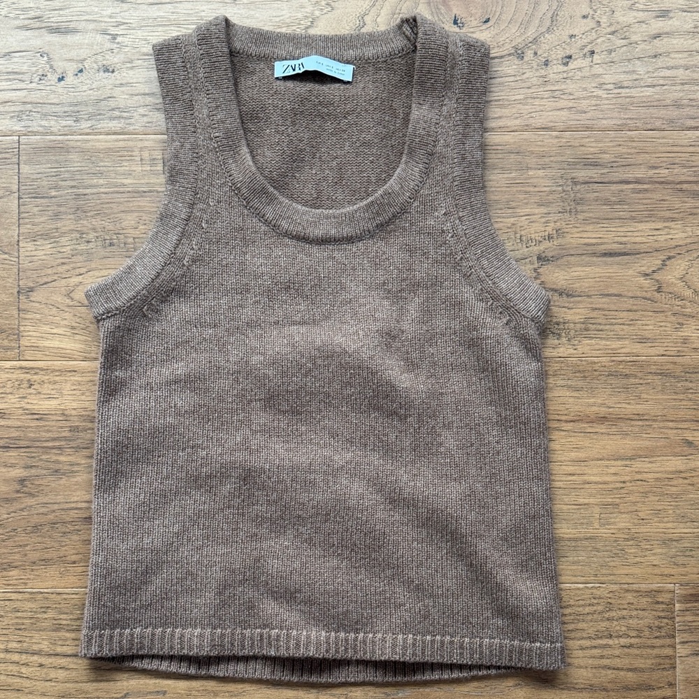 NWOT ZARA SWEATER TANK S